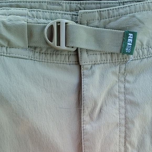 REI Co op relax hiking pants roll up SZ.38 - Picture 10 of 14